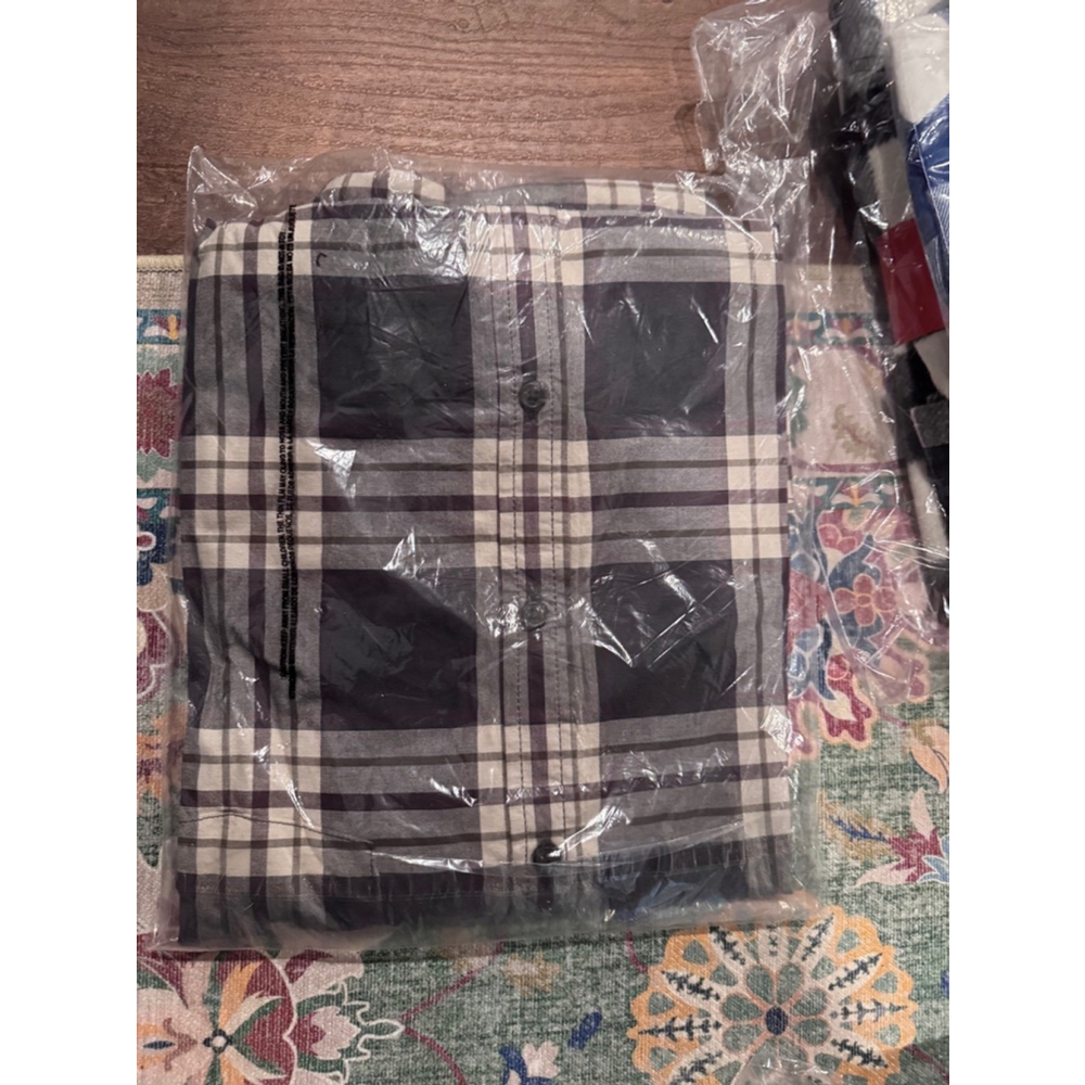 Men's mutual weave, cotton, button-down poplin, plaid shirt, size large - Picture 4 of 4